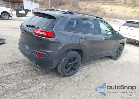 2015 Jeep Cherokee Latitude Altitude z USA, uszkodzony, nr VIN 1C4PJMCS7FW746063